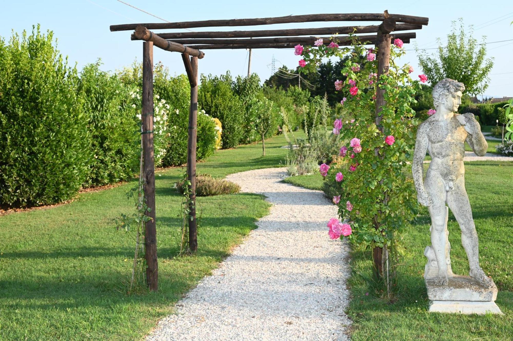I Delfini - Natural B&B เชเซนาติโก ภายนอก รูปภาพ